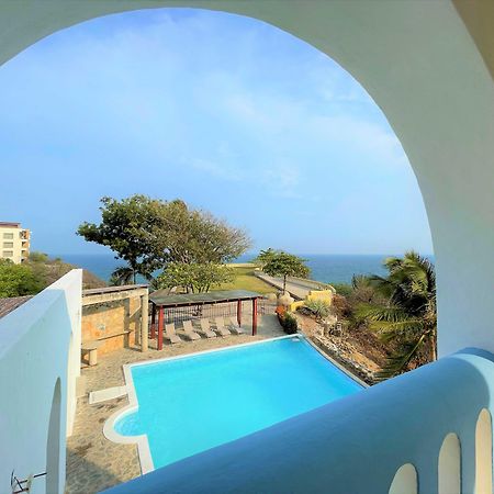Villas & Resort Luz De Luna Санта Крус Уатулко Екстериор снимка