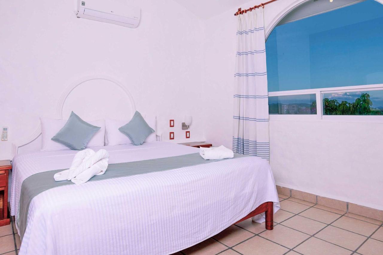 Villas & Resort Luz De Luna Санта Крус Уатулко Екстериор снимка