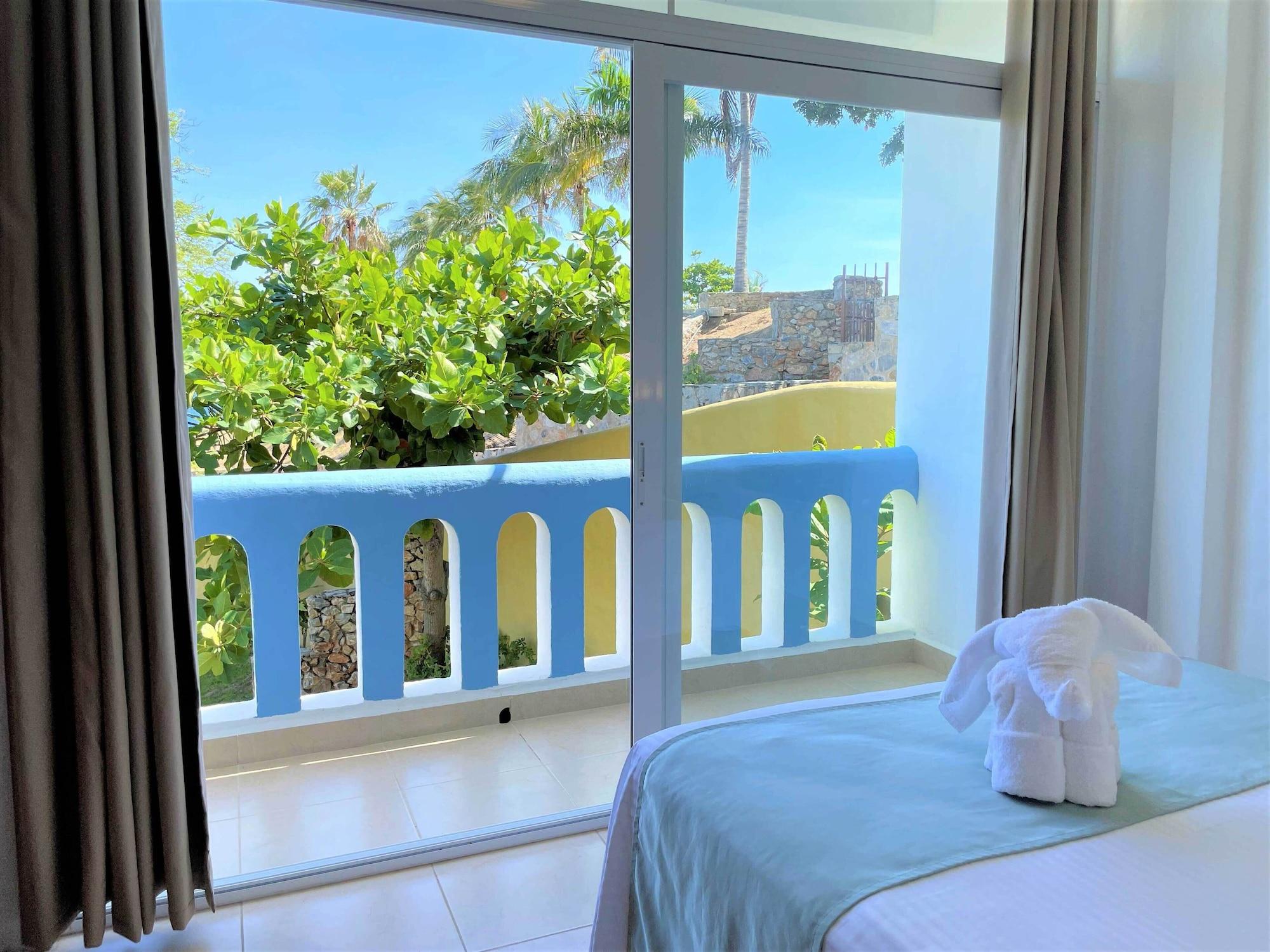 Villas & Resort Luz De Luna Санта Крус Уатулко Екстериор снимка