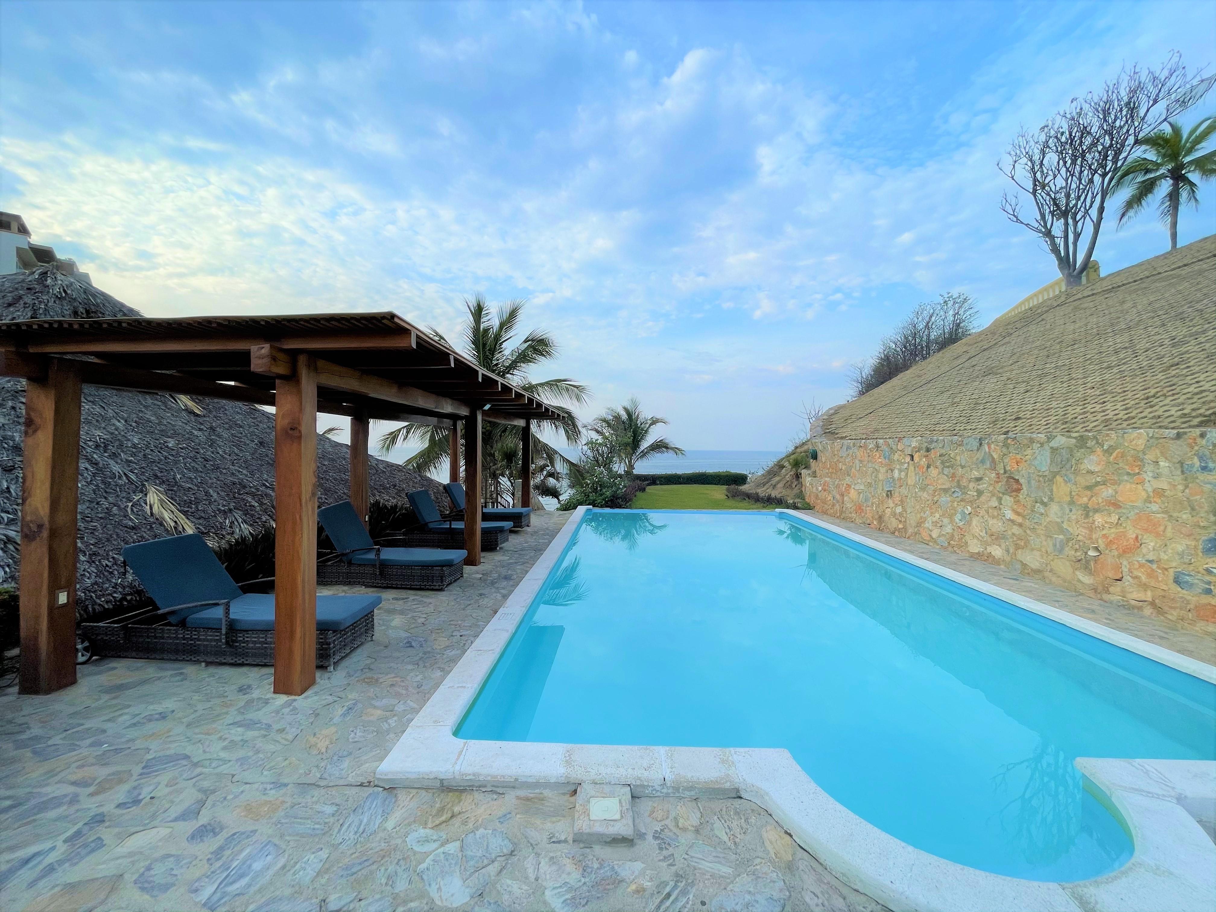 Villas & Resort Luz De Luna Санта Крус Уатулко Екстериор снимка